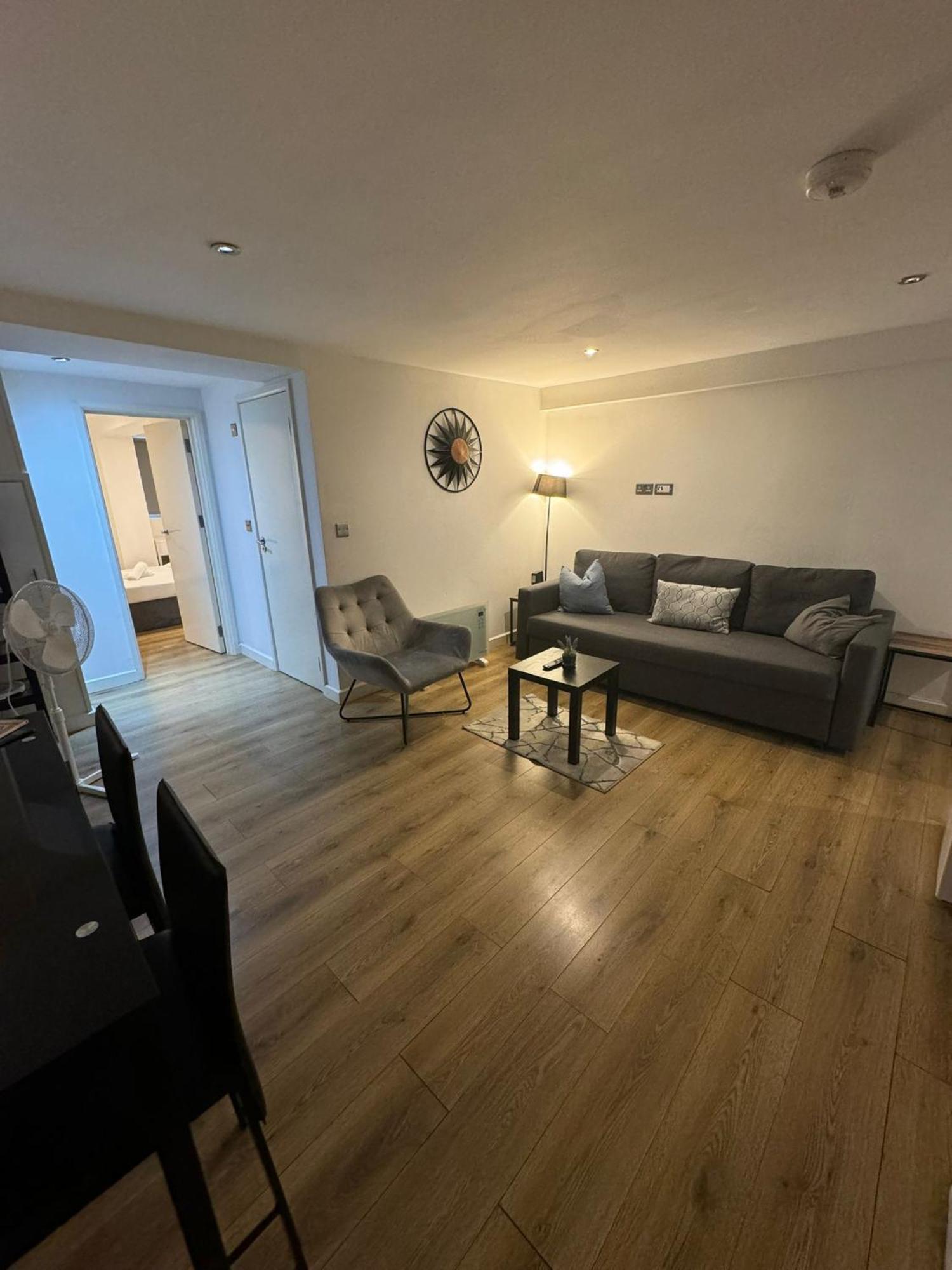 Cozy Two Bedroom Apartment Sleeps 6 Near Camden Market Hw10 London Exteriör bild
