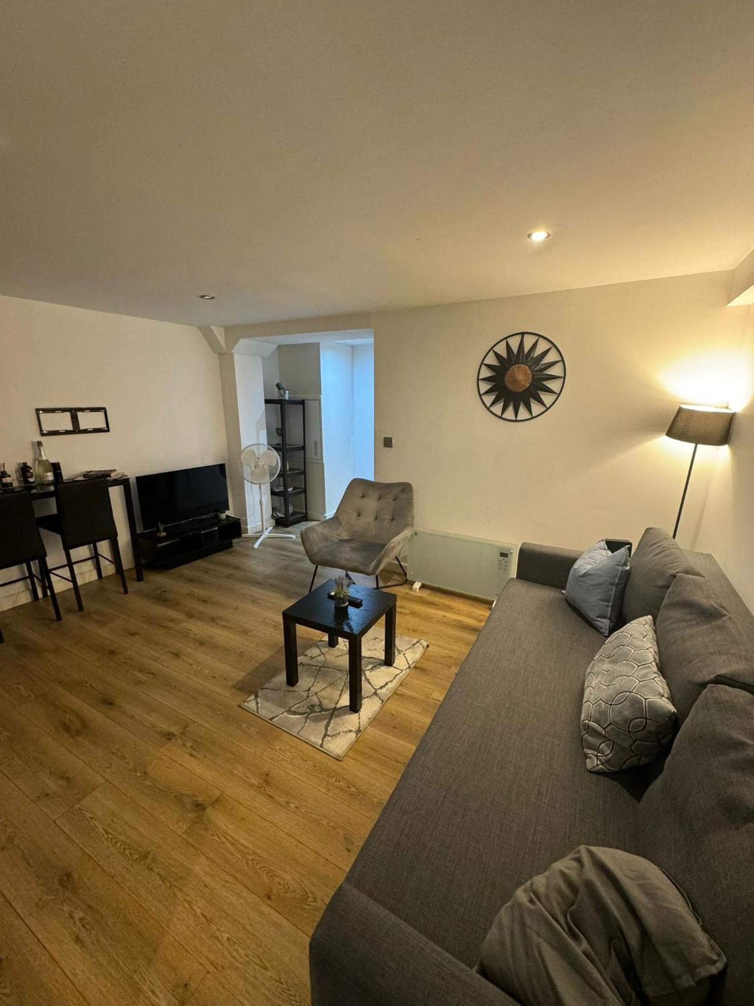 Cozy Two Bedroom Apartment Sleeps 6 Near Camden Market Hw10 London Exteriör bild
